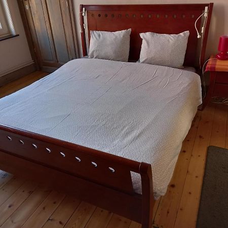 Guesthouse Oude Houtmarkt Ieper Luaran gambar