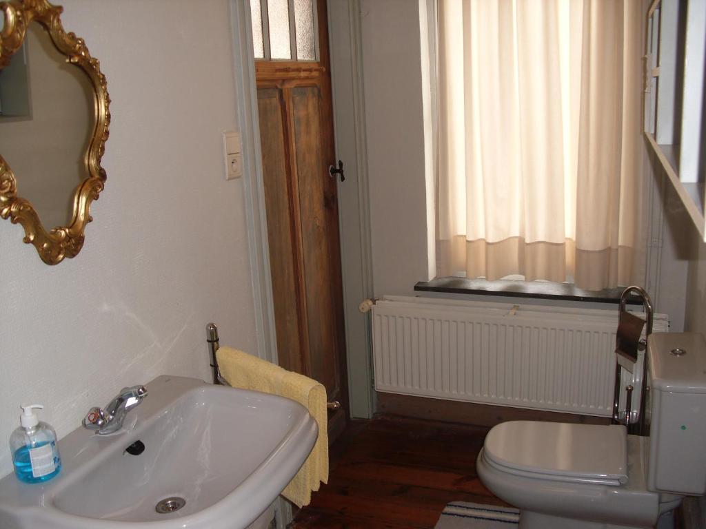 Guesthouse Oude Houtmarkt Ieper Bilik gambar